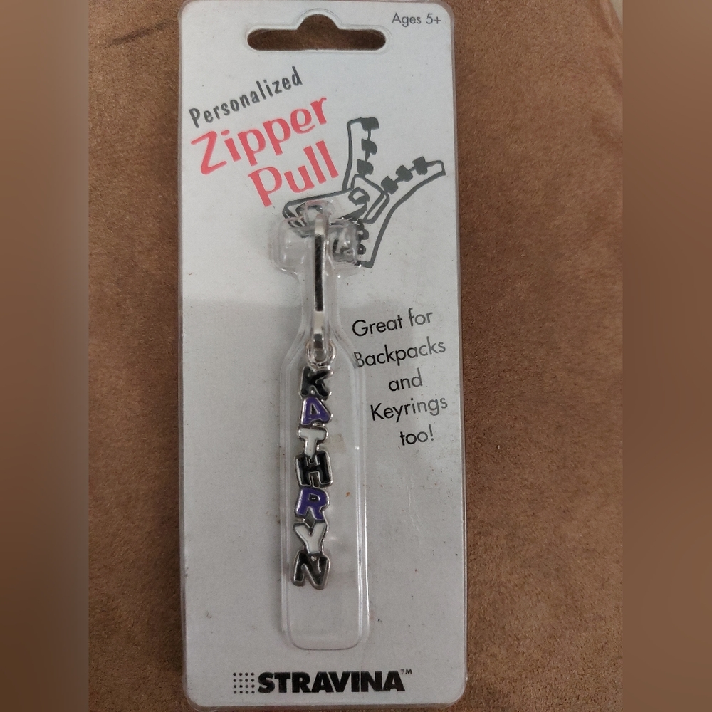 👝 Kathryn zipper pull